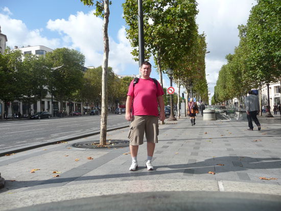 Ich auf der Champes Elysees