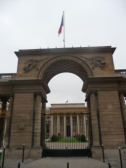 Regierungsgebäude am Orsay Museum