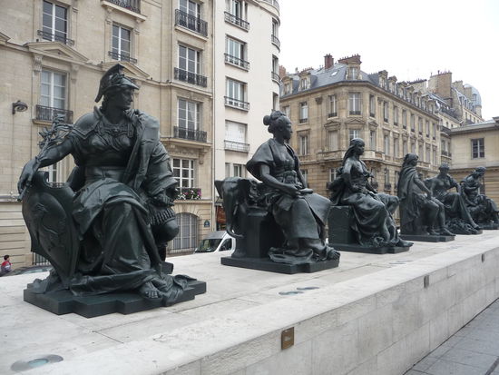 Skulpturen am Orsay Museum