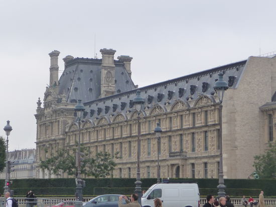 Louvre