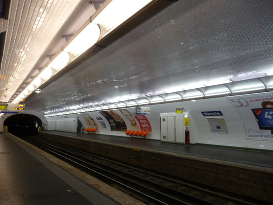 Metro Linie 2 Station Blanche