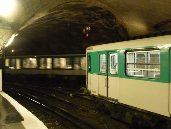 Porte Dauphine Metro Linie 2