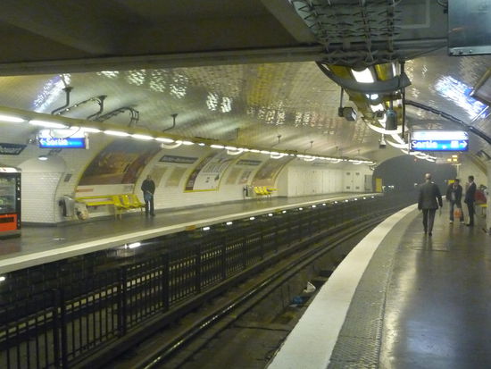 Metro Linie 4