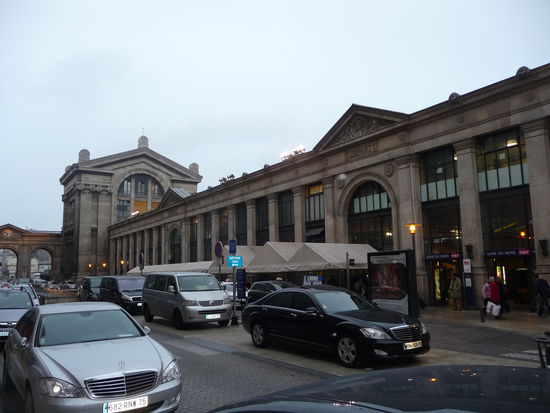 Seitenansicht Gare du Nord