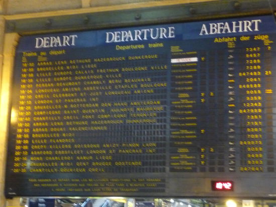 Anzeigetafel im Gare du Nord