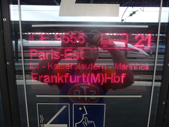 Mein ICE steht bereit zur Abfahrt