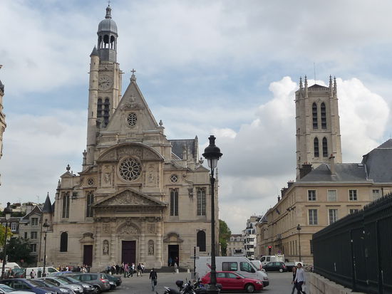 Eine der vielen Kirchen von Paris direkt hinter dem Pantheon