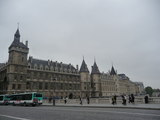 Conciergerie Unesco Weltkulturerbe " Seine Ufer "