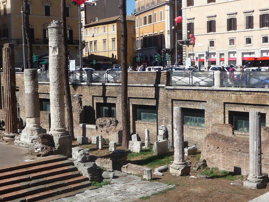 Tempel A der Area Sacra