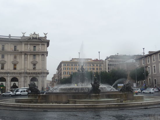 Najaden Brunnen am Platz der Republik