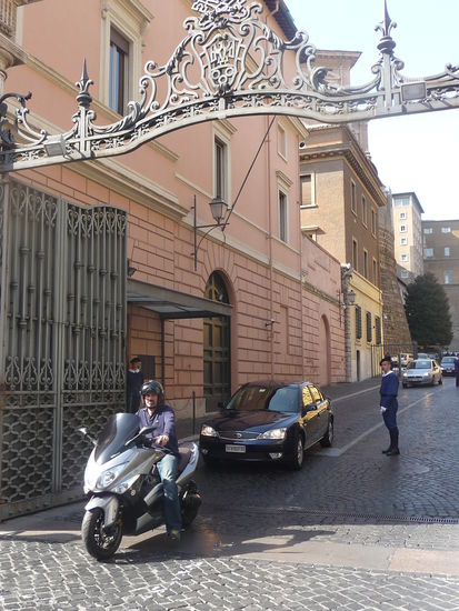 Einfahrt zum Vatikan