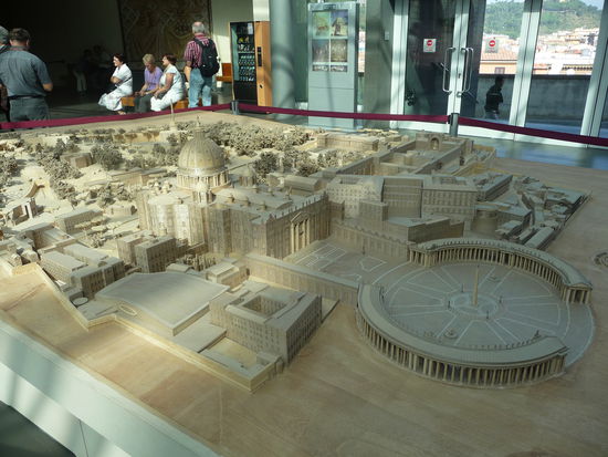 Modell vom Vatikan - vorne rechts der Petersplatz