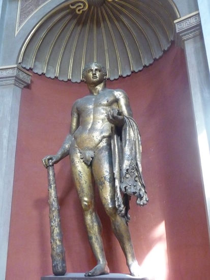 Sala Rotonda mit Bronceskulptur Herkules