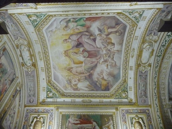 Decken und Wandmalerein