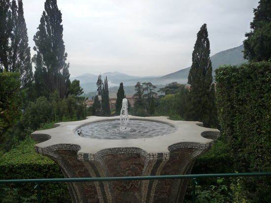 Brunnen des großen Glases