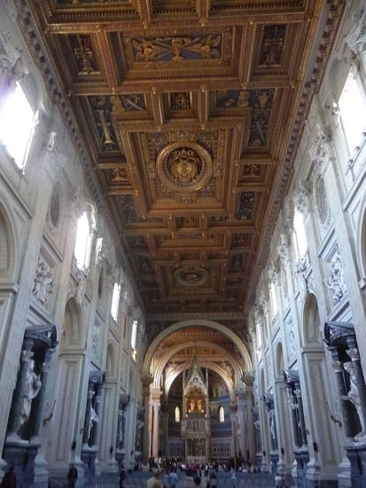 Haupthalle in der Lateranbasilika