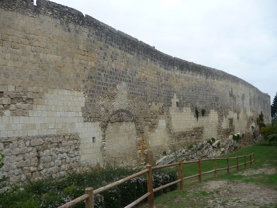 Stadtmauer von Tarquinia