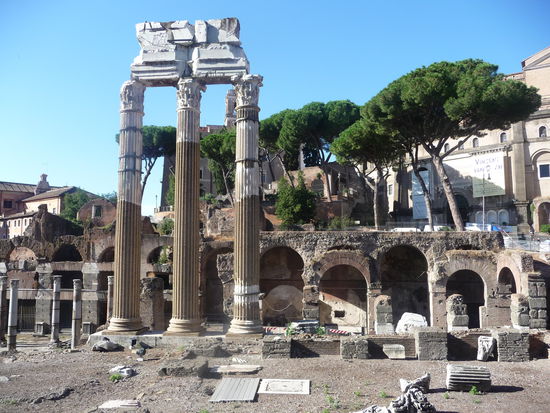 Tempel der Venus Genetrix im Caesar Forum