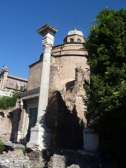Tempel des Romulus
