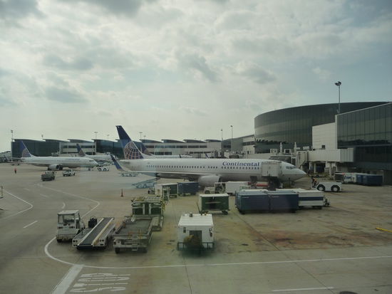Vorfeld am Terminal von Continental Airlines