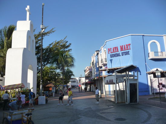 Touristenmeile in Playa del Carmen