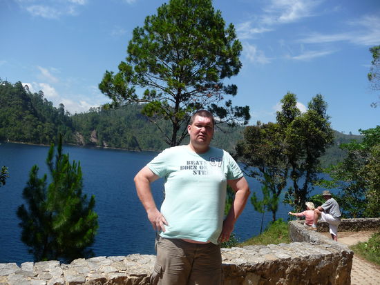 Ich an den Lagunen del Montebello