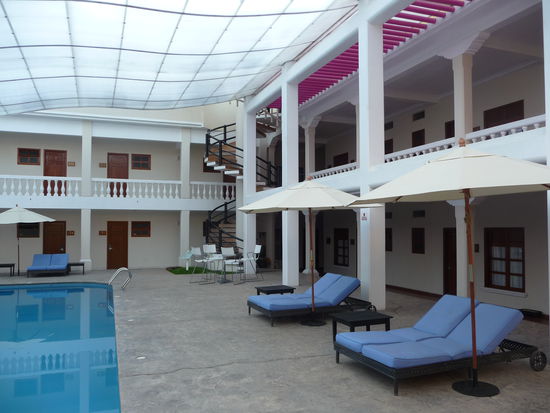 Am Pool