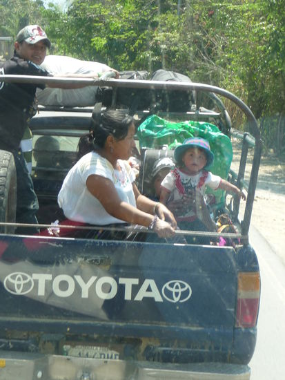 Familientransport in Guatemala