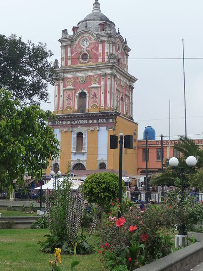 Kathedrale von Solola von den Spaniern im Kolonialstil erbaut