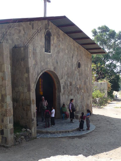 Die Kirche im ersten Ort