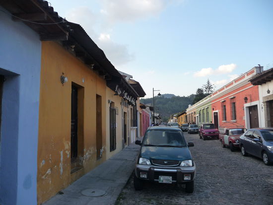 Schöne Häuser in Antigua