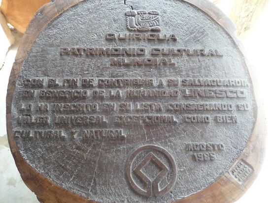Tafel die Quirigua als Unesco Weltkulturerbe führt