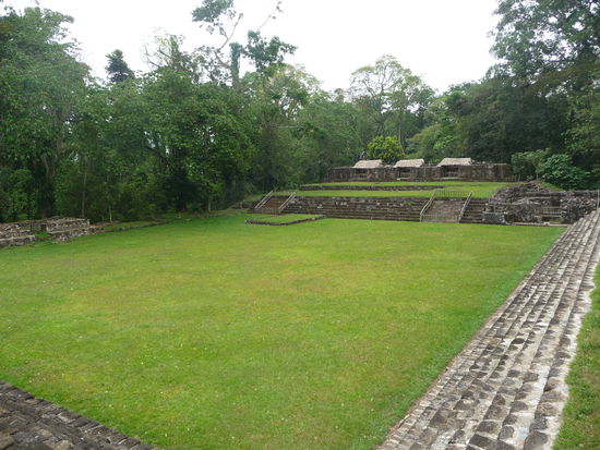 Acropolis Plaza