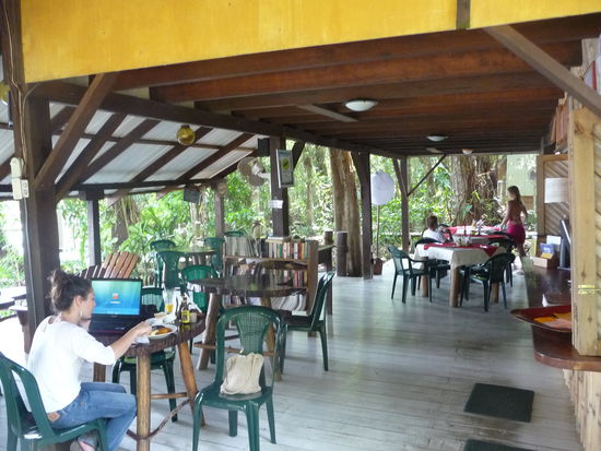 Restaurant und Recepcion