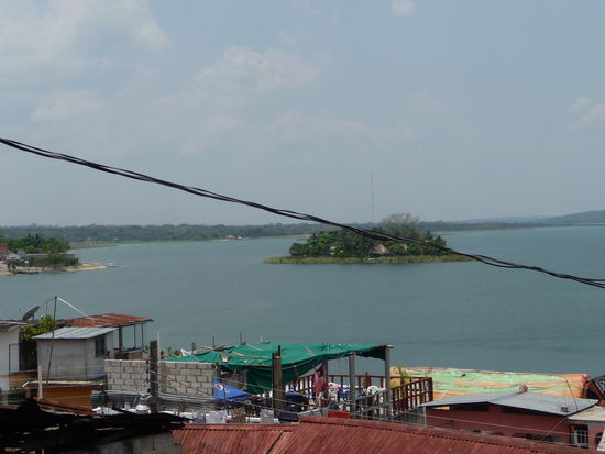 Blick auf Peten Itza See