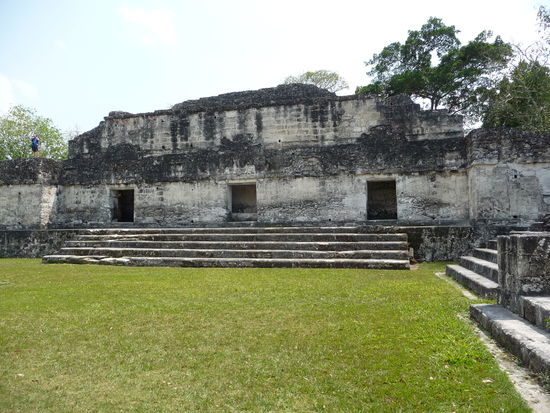 Innenhof der Zentral Akropolis