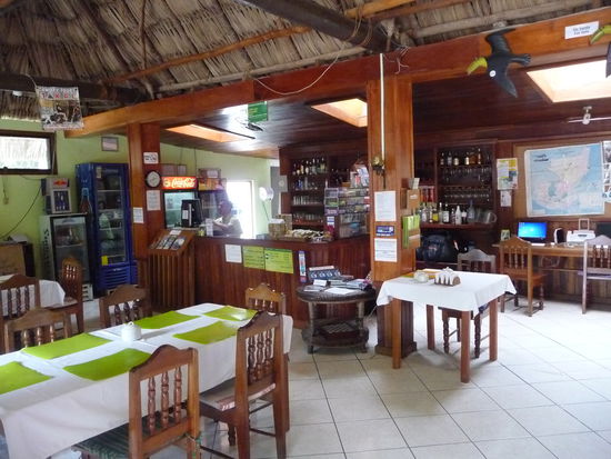 Restaurant und Recepcion