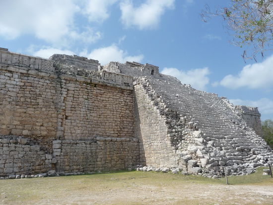 Las Monjas - Haus der Nonnen