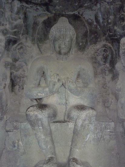 Buddhistische Höhle 8
