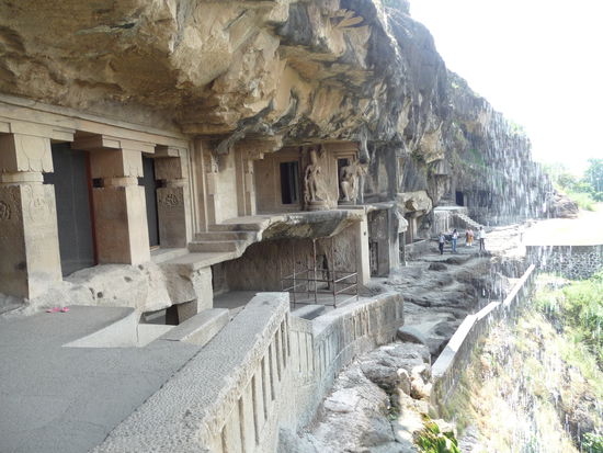 Buddhistische Höhle 5