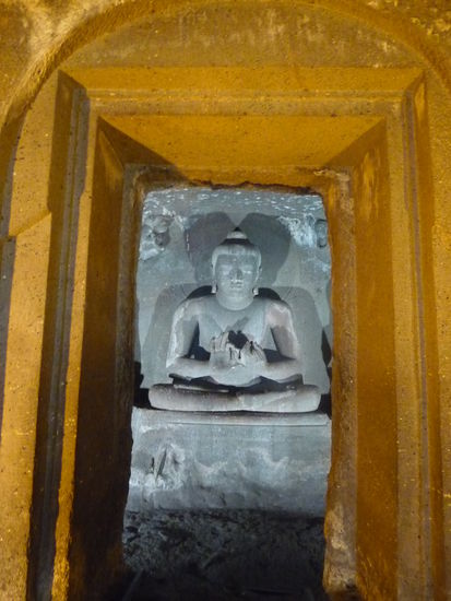 Ajanta Cave 21