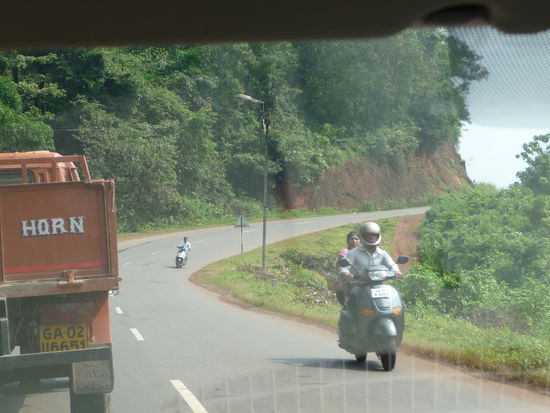 Eindrücke während der Fahrt nach Badami