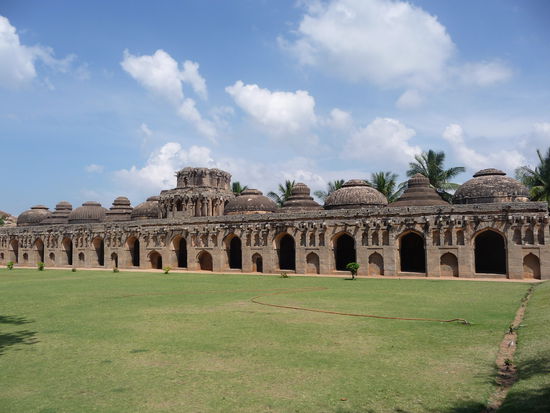 Königliche Elephanten Ställe in Hampi