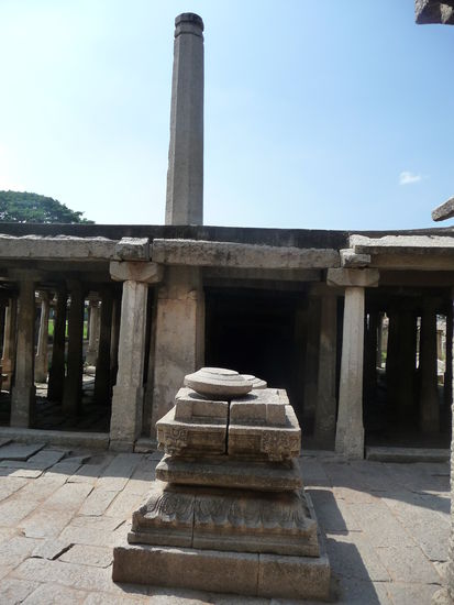 Underground Shiva Tempel