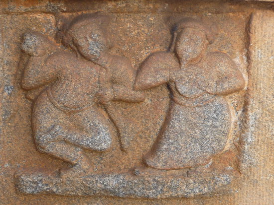 Tempel auf dem Hemakuta Hill