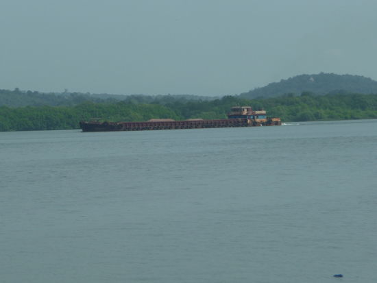 Mandovi Fluß auf den Weg nach Old Goa