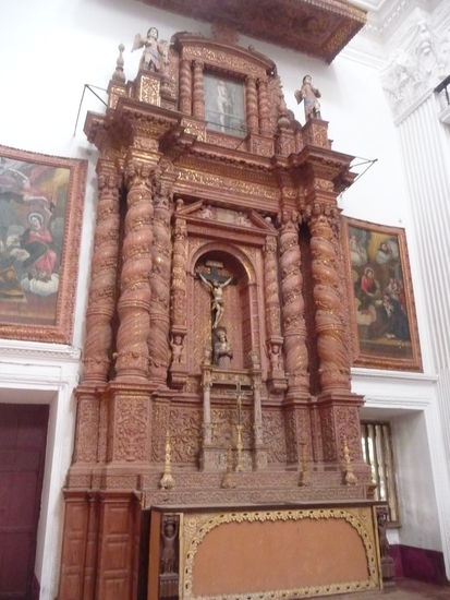 In der St. Cajetan Kathedrale