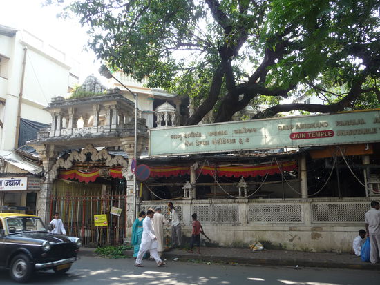 Einer der bekanntesten Jain Tempel in Mumbai