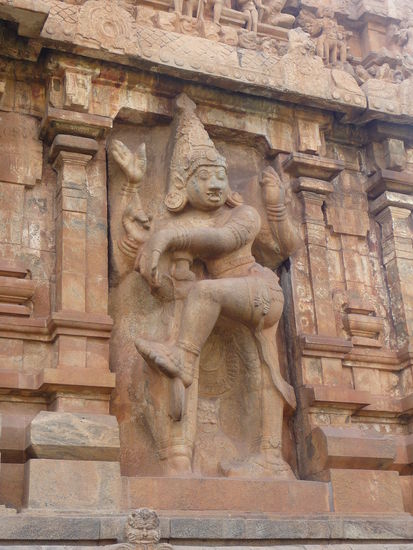 Weiterer Torbogen mit Figuren