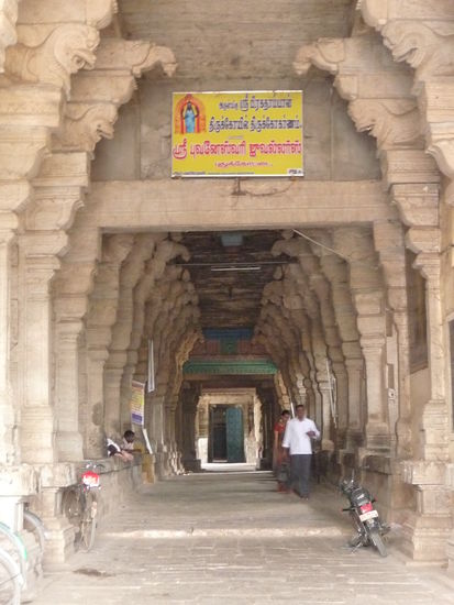 Im Gokarneshwara Tempel von Pudokkottai